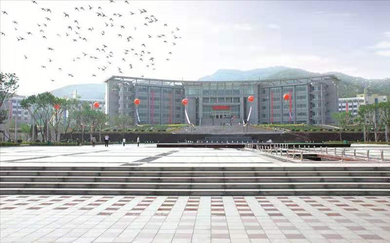 辽宁科技大学校园风景