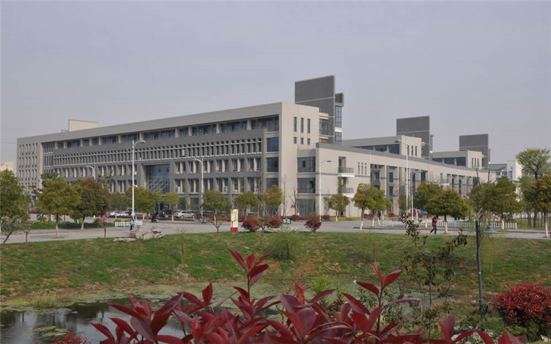 安徽工业大学校园风景