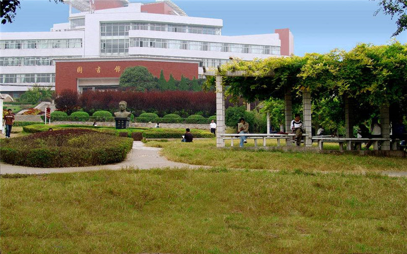 淮北师范大学校园风景