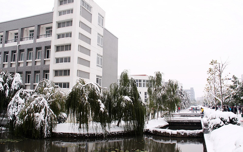 安徽新华学院校园风景