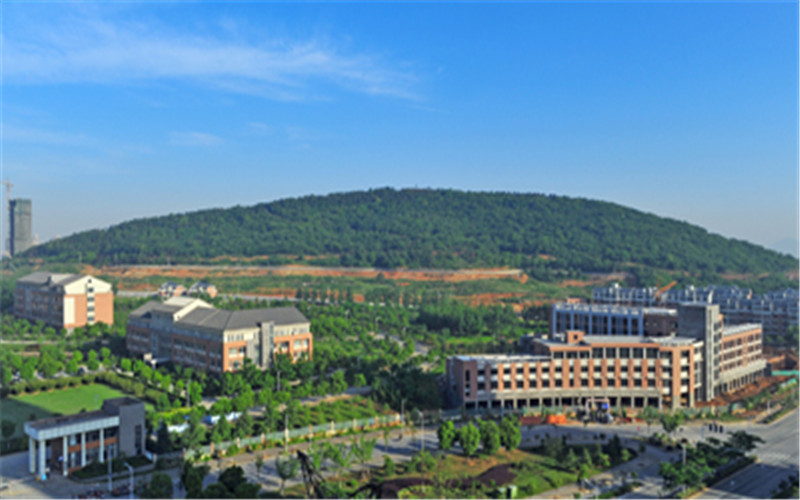 皖江工学院校园风景
