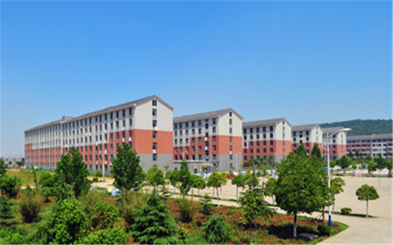 皖江工学院校园风景