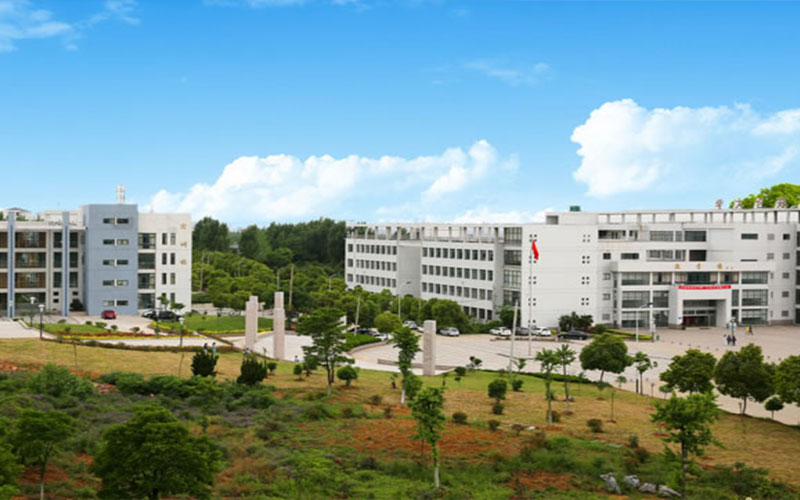 淮南联合大学校园风景