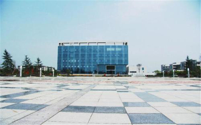 安徽国际商务职业学院校园风景