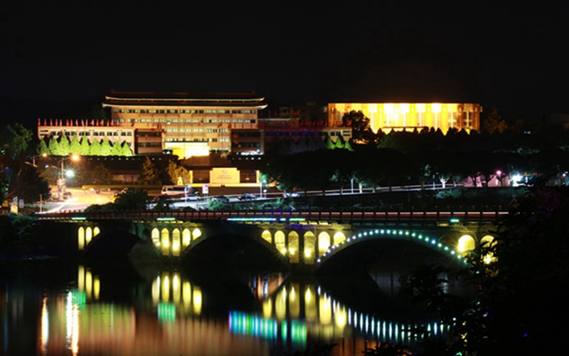 仰恩大学校园风景