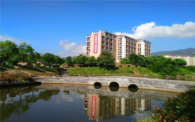 闽北职业技术学院校园风景