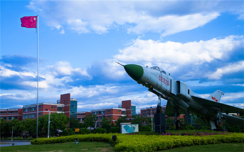 南昌航空大学校园风景