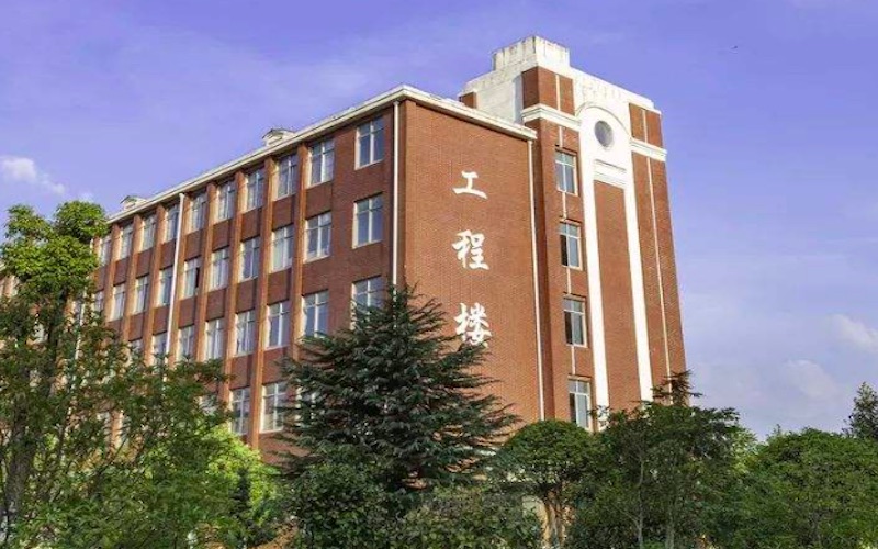 南昌职业大学校园风景