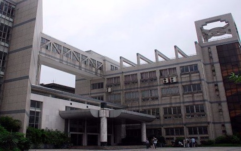 南昌大学科学技术学院校园风景