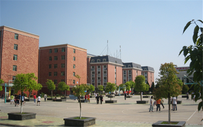 南昌大学共青学院校园风景
