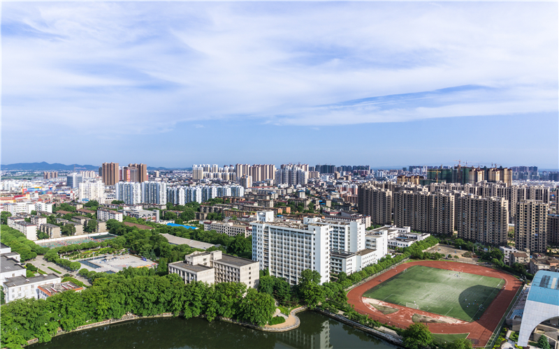 赣东学院校园风景