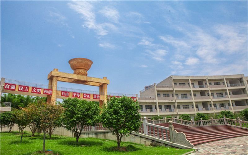 江西旅游商贸职业学院校园风景