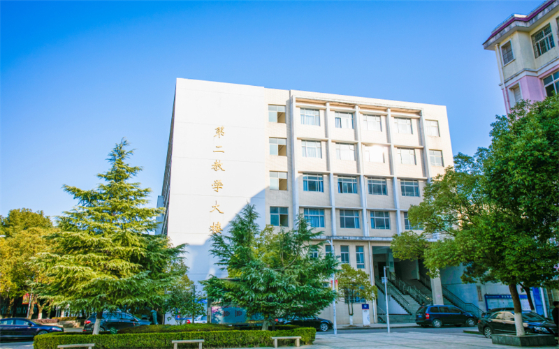 江西机电职业技术学院校园风景