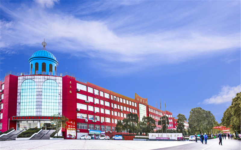 江西应用工程职业学院校园风景