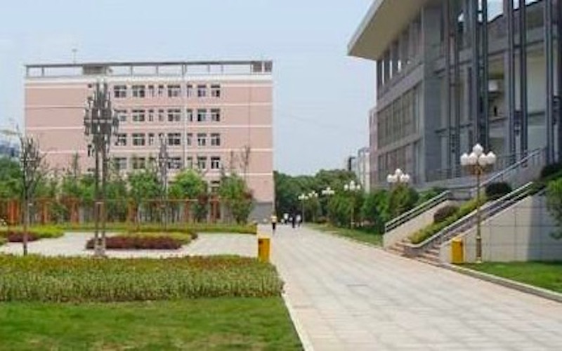 江西经济管理职业学院校园风景