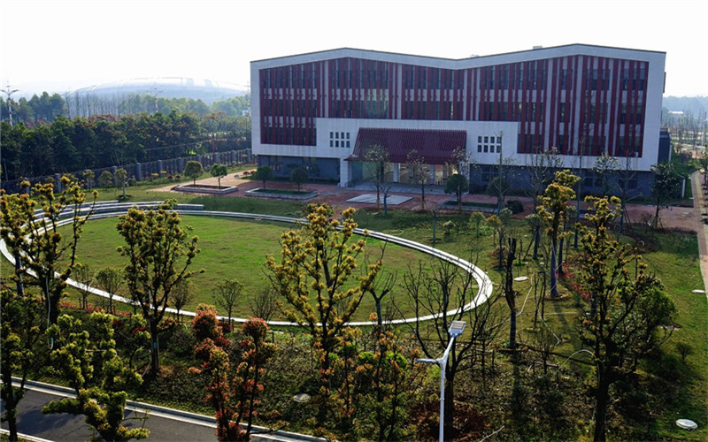 吉安职业技术学院校园风景