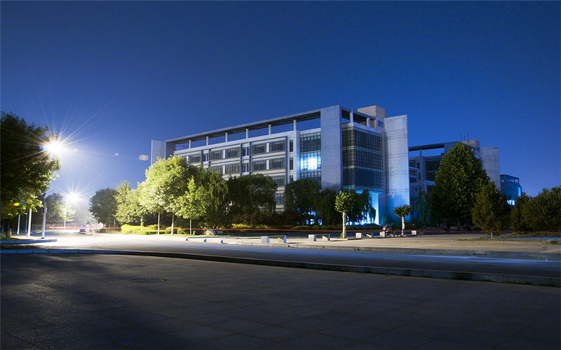 齐鲁工业大学校园风景