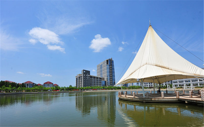 滨州医学院校园风景