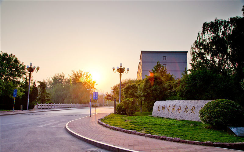 山东财经大学校园风景