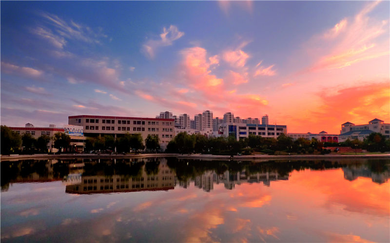 烟台大学校园风景