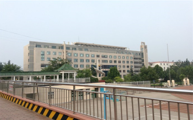 山东政法学院校园风景