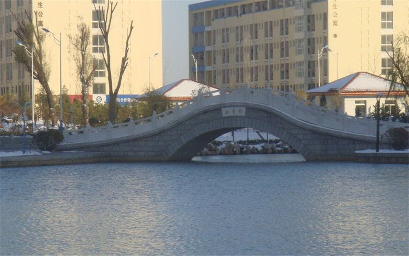 烟台职业学院校园风景