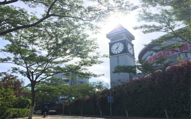 青岛酒店管理职业技术学院校园风景