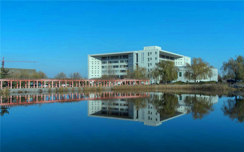 潍坊工商职业学院校园风景