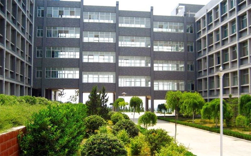 枣庄科技职业学院校园风景