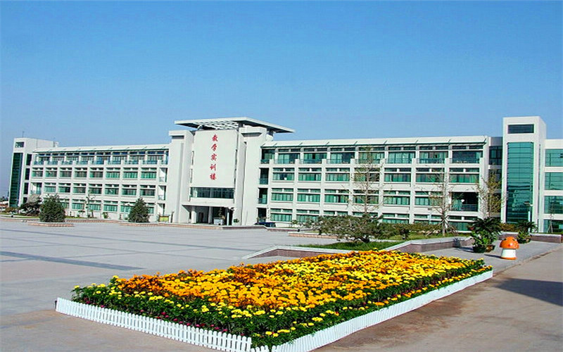 济南工程职业技术学院校园风景