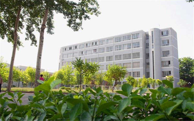 山东轻工职业学院校园风景