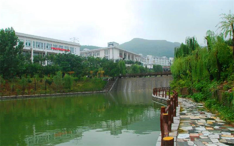 潍坊工程职业学院校园风景