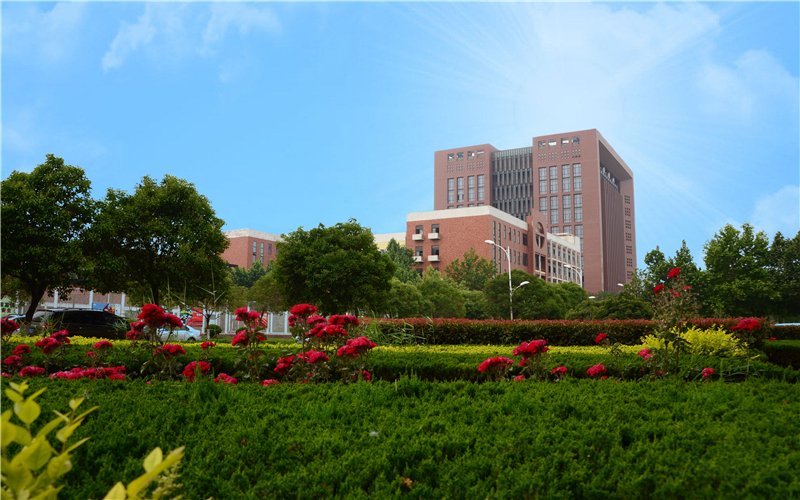 河南科技学院校园风景