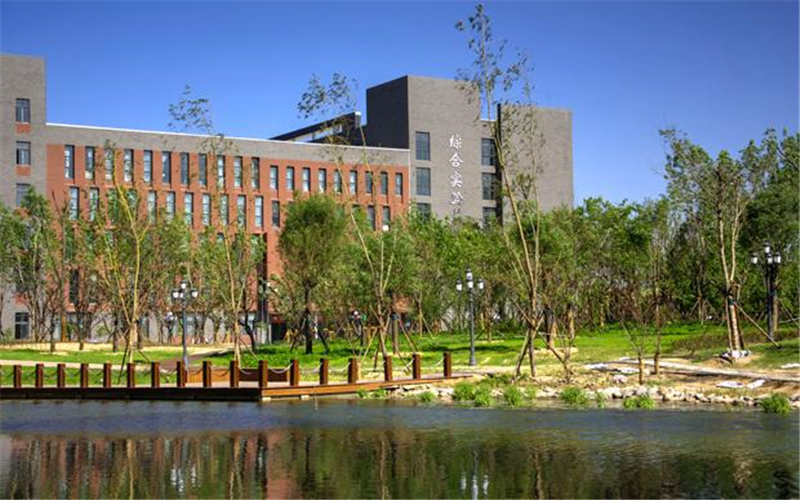 河南财经政法大学校园风景
