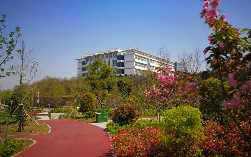 平顶山学院校园风景