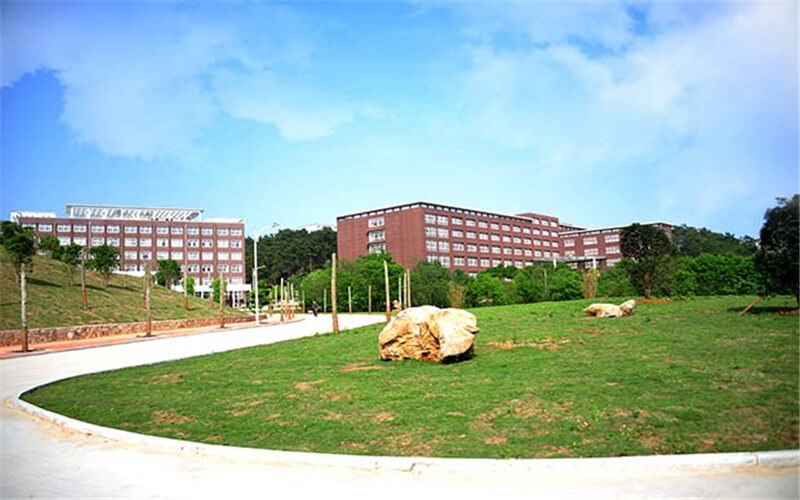 信阳学院校园风景