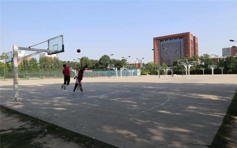 新乡工程学院校园风景