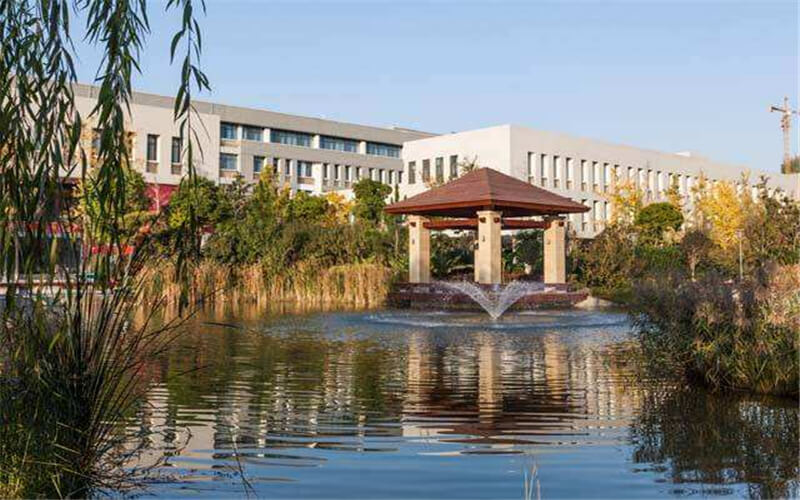 郑州电力高等专科学校校园风景