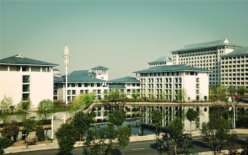 信阳职业技术学院校园风景
