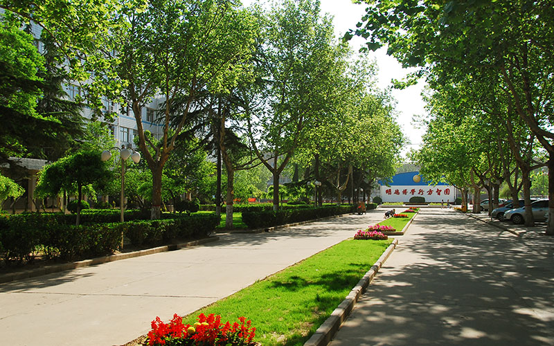 河北医科大学校园风景