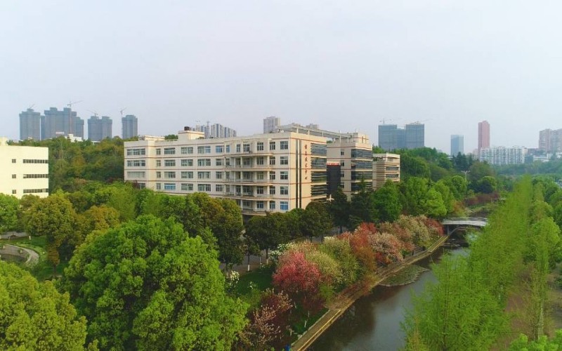 三峡大学校园风景