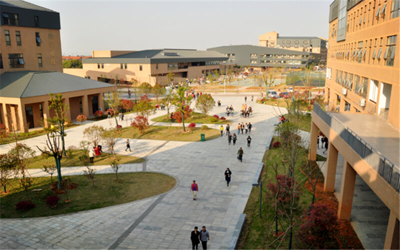 武汉晴川学院校园风景