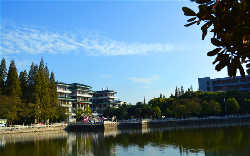 长江大学文理学院校园风景
