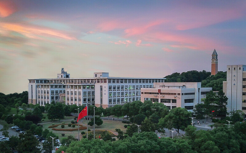 武汉职业技术学院校园风景