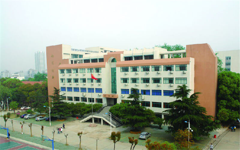 湖北轻工职业技术学院校园风景