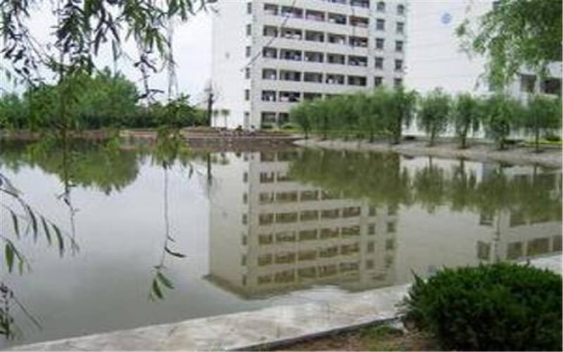 湖北黄冈应急管理职业技术学院校园风景