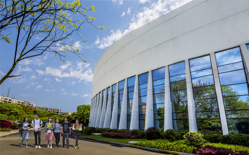 湖南涉外经济学院校园风景