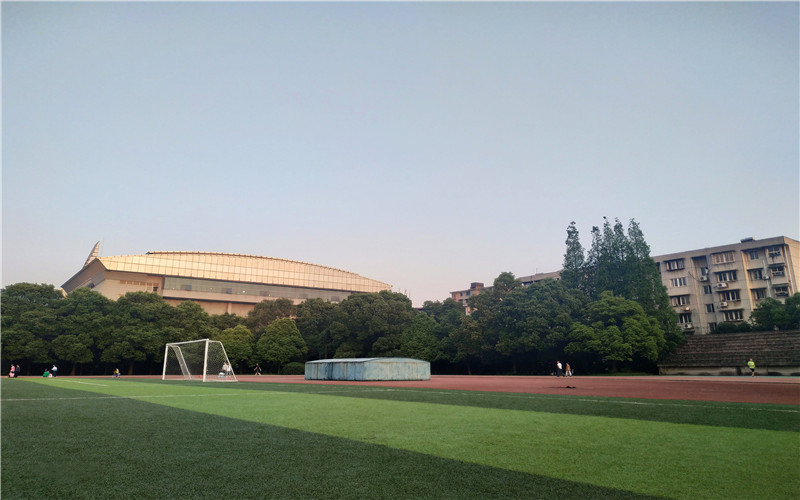 湖南工业大学科技学院校园风景
