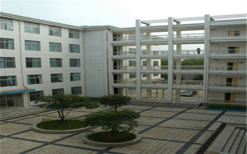 长沙工业学院校园风景