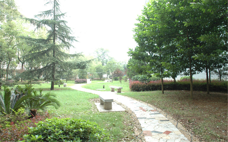 长沙工业学院校园风景